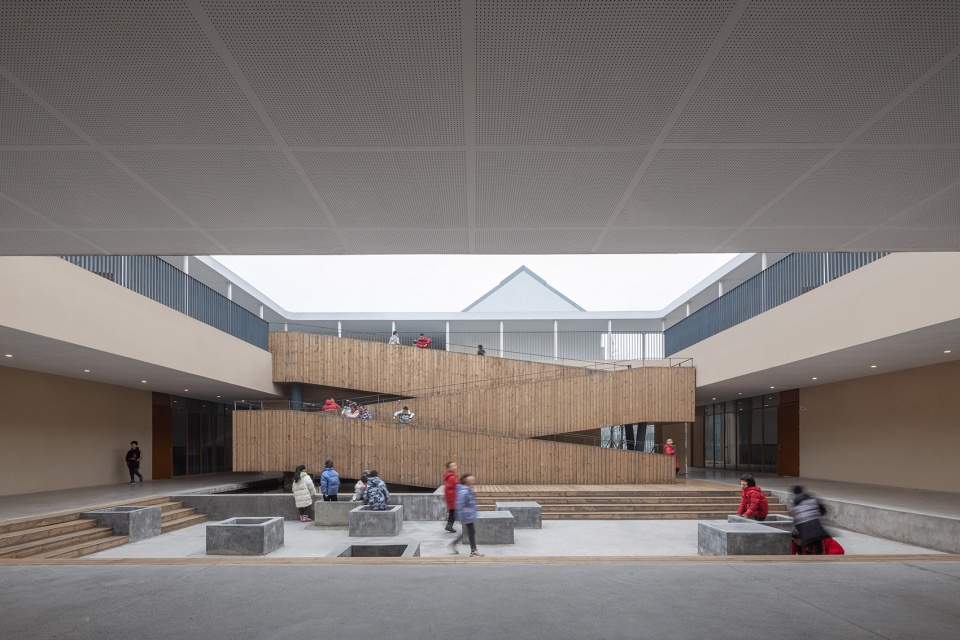 Qingyijiang Road Elementary School Hua Li