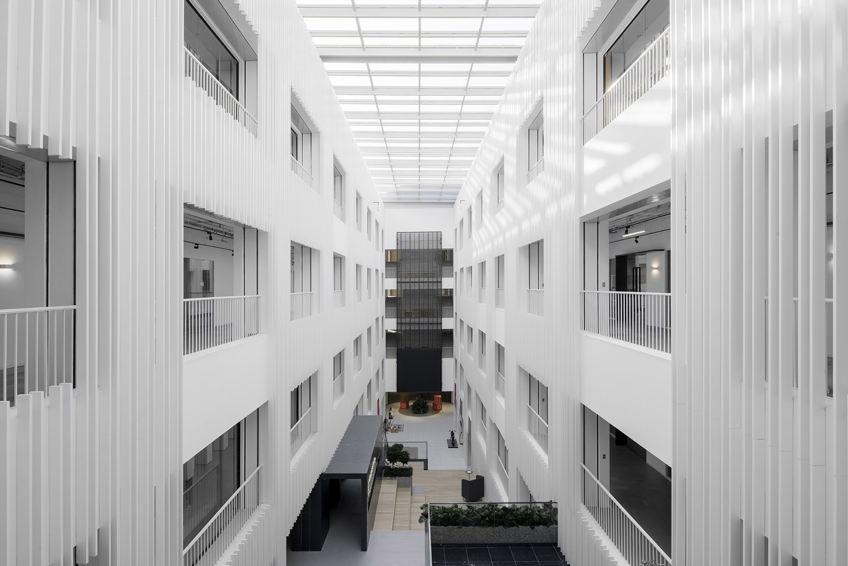 Renovation of Gemdale Viseen Bridge8 Binjiang Park, Shanghai by Yushe ...