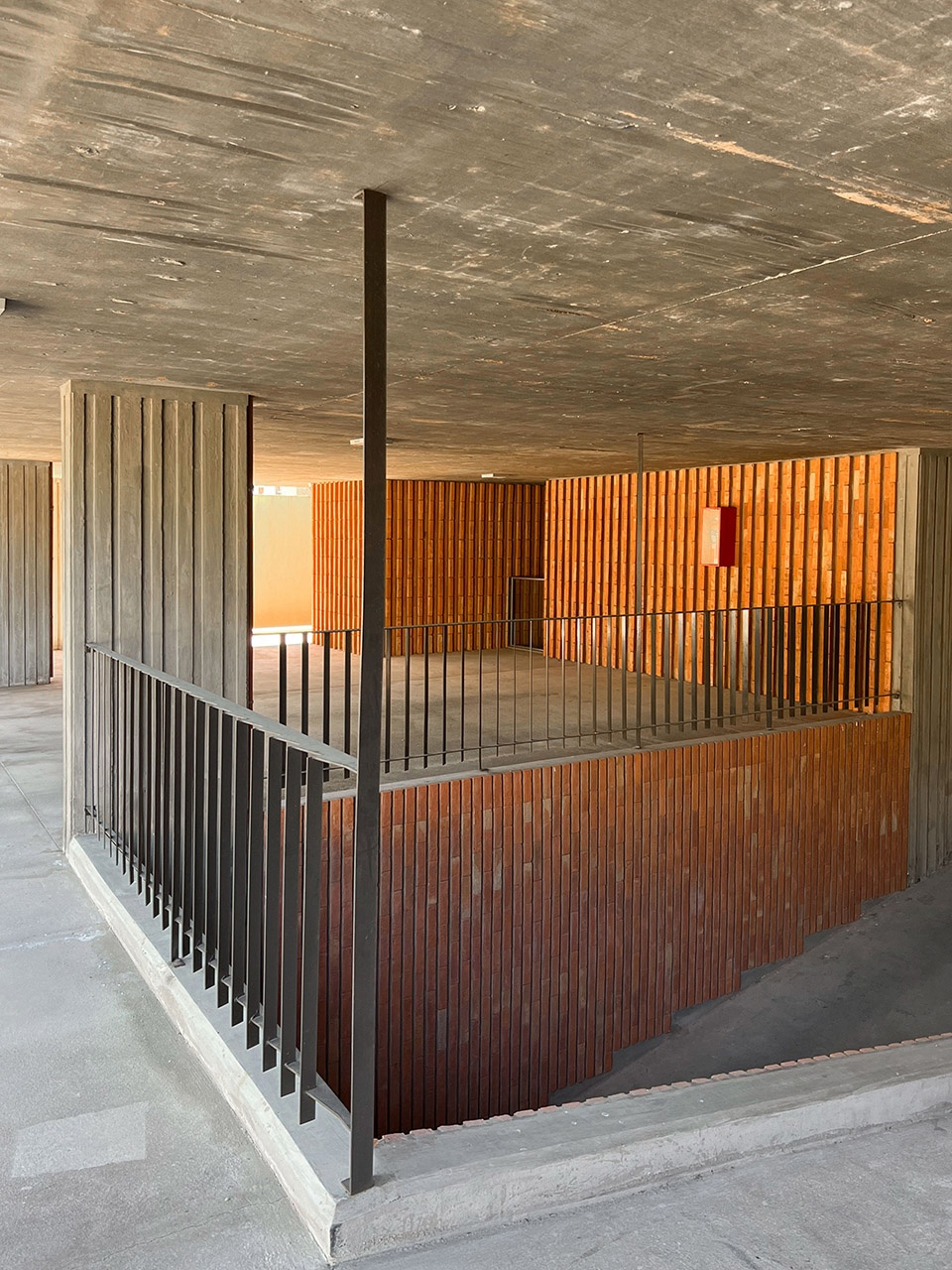 Damero Building FCOA