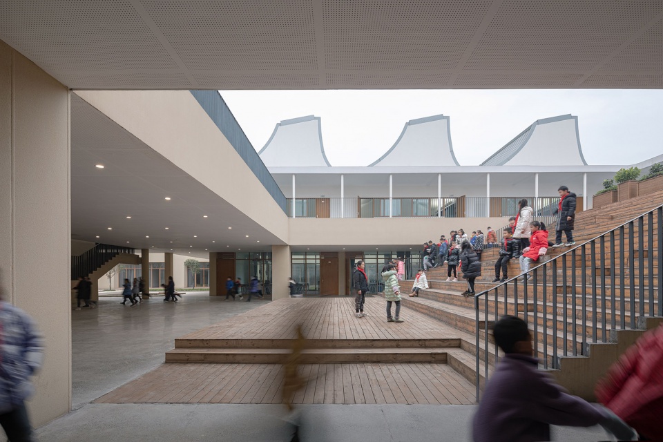 Qingyijiang Road Elementary School Hua Li