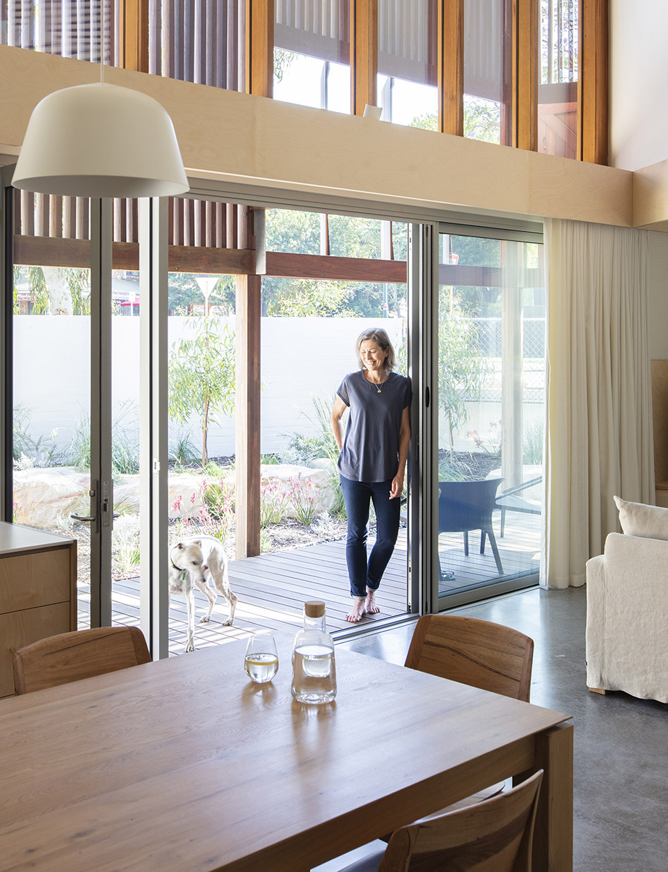 Macdonald Road House by Philip Stejskal Architecture 谷德设计网