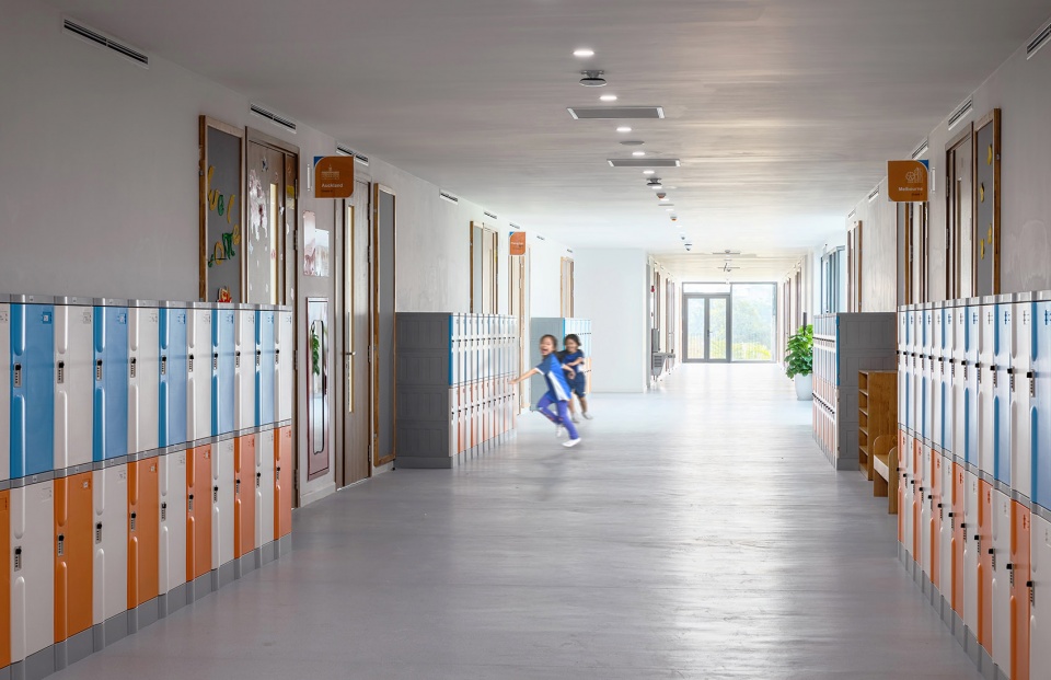 The Dewey Schools 112 Architects