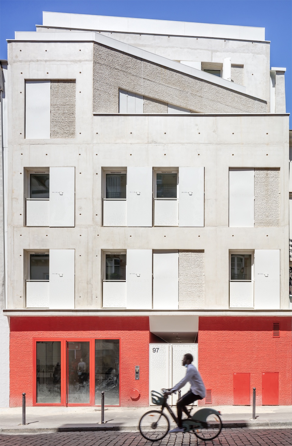 street and garden paris by rh architecture