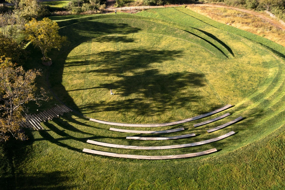 Wilderness Garden and Amphitheater Zscape