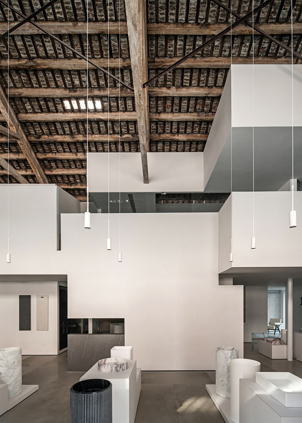 GABO GALLERY LEW ASSOCIATES