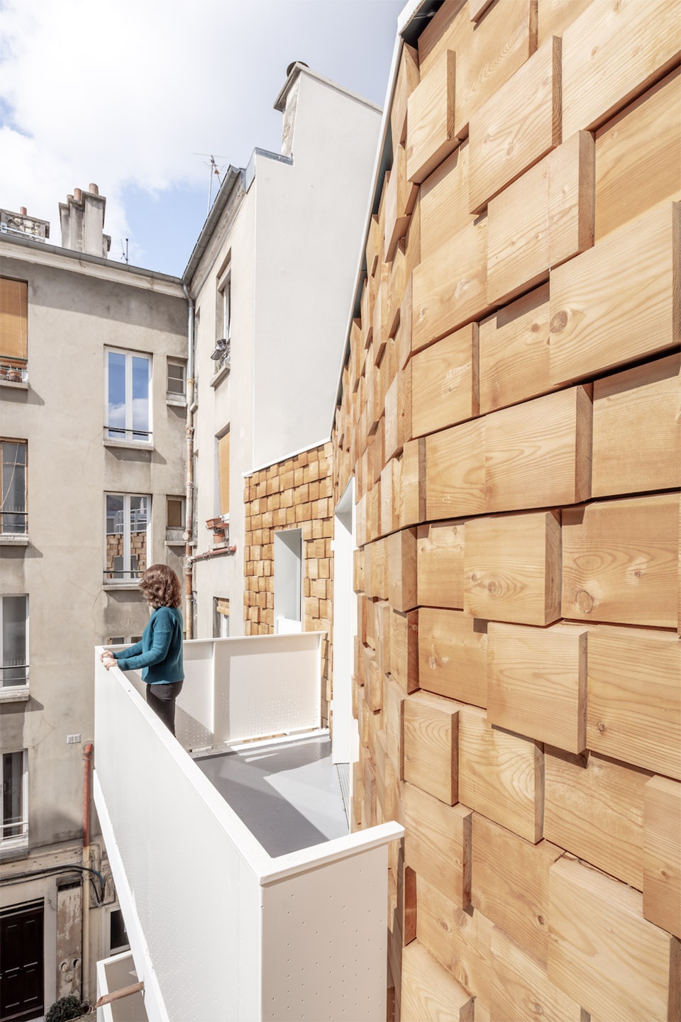 street and garden paris by rh architecture