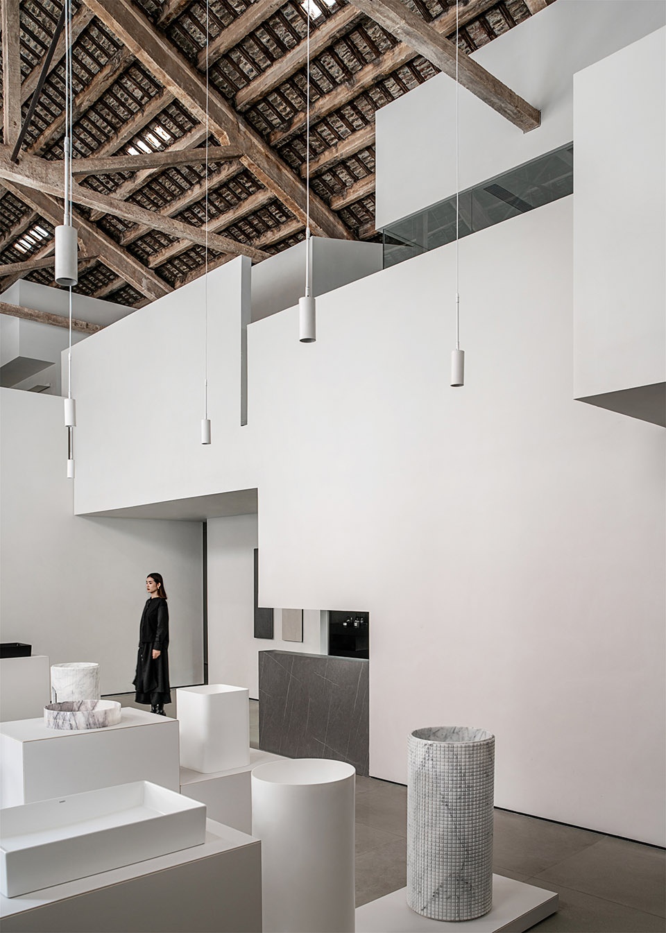 GABO GALLERY LEW ASSOCIATES