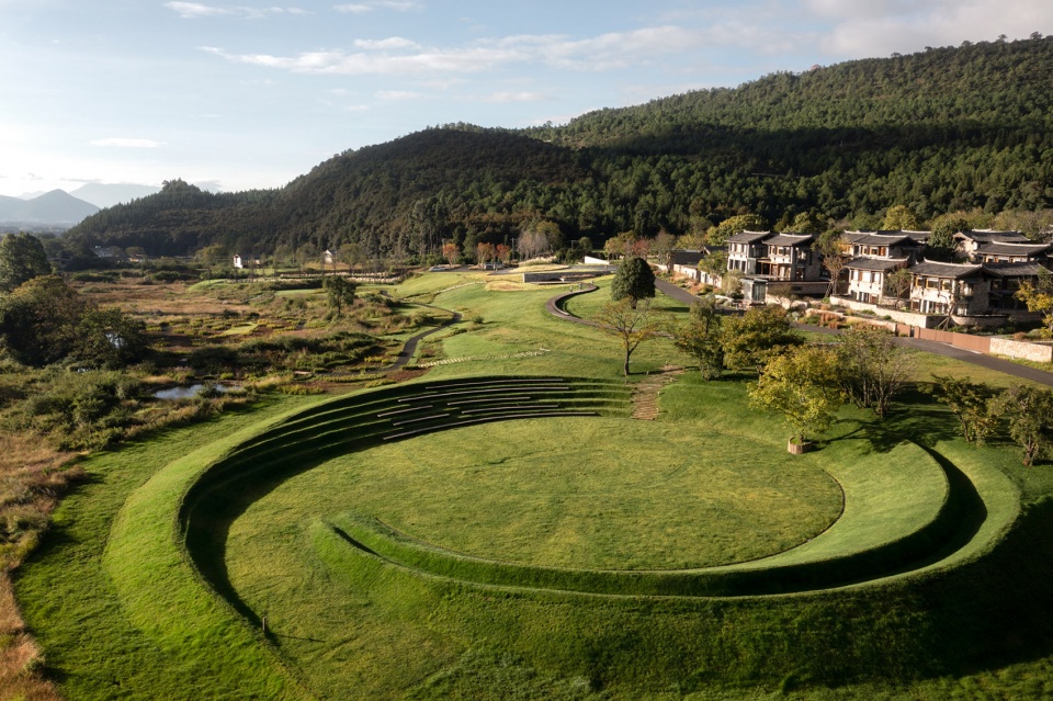 Wilderness Garden and Amphitheater Zscape
