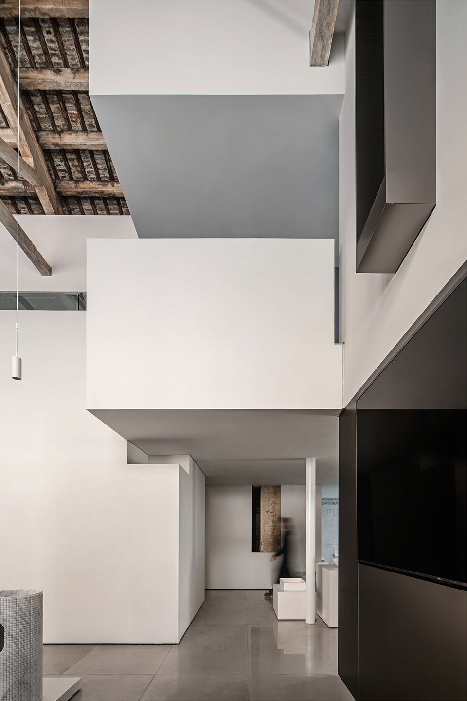 GABO GALLERY LEW ASSOCIATES