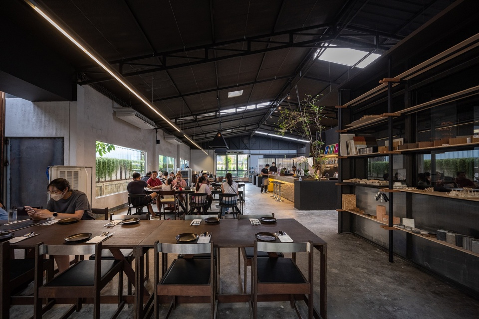 gimme shelter cafe and workshop thailand by housescape design lab