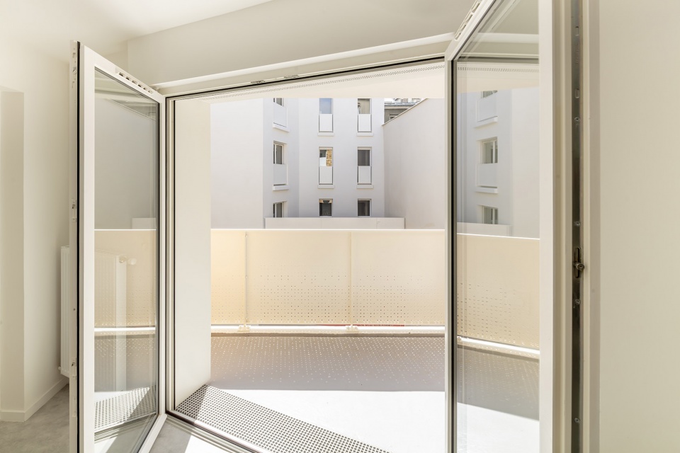street and garden paris by rh architecture