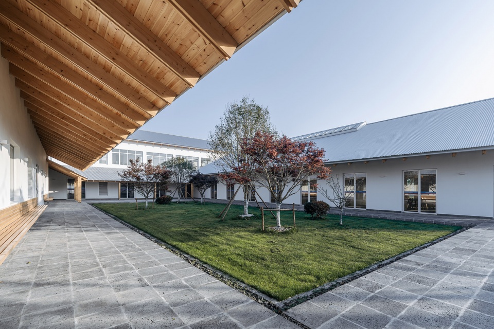 Tourist Centre of Zhangma Village Atelier Z