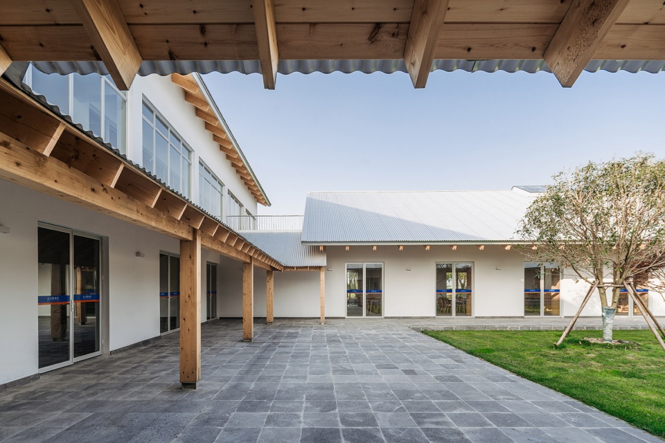 Tourist Centre of Zhangma Village Atelier Z