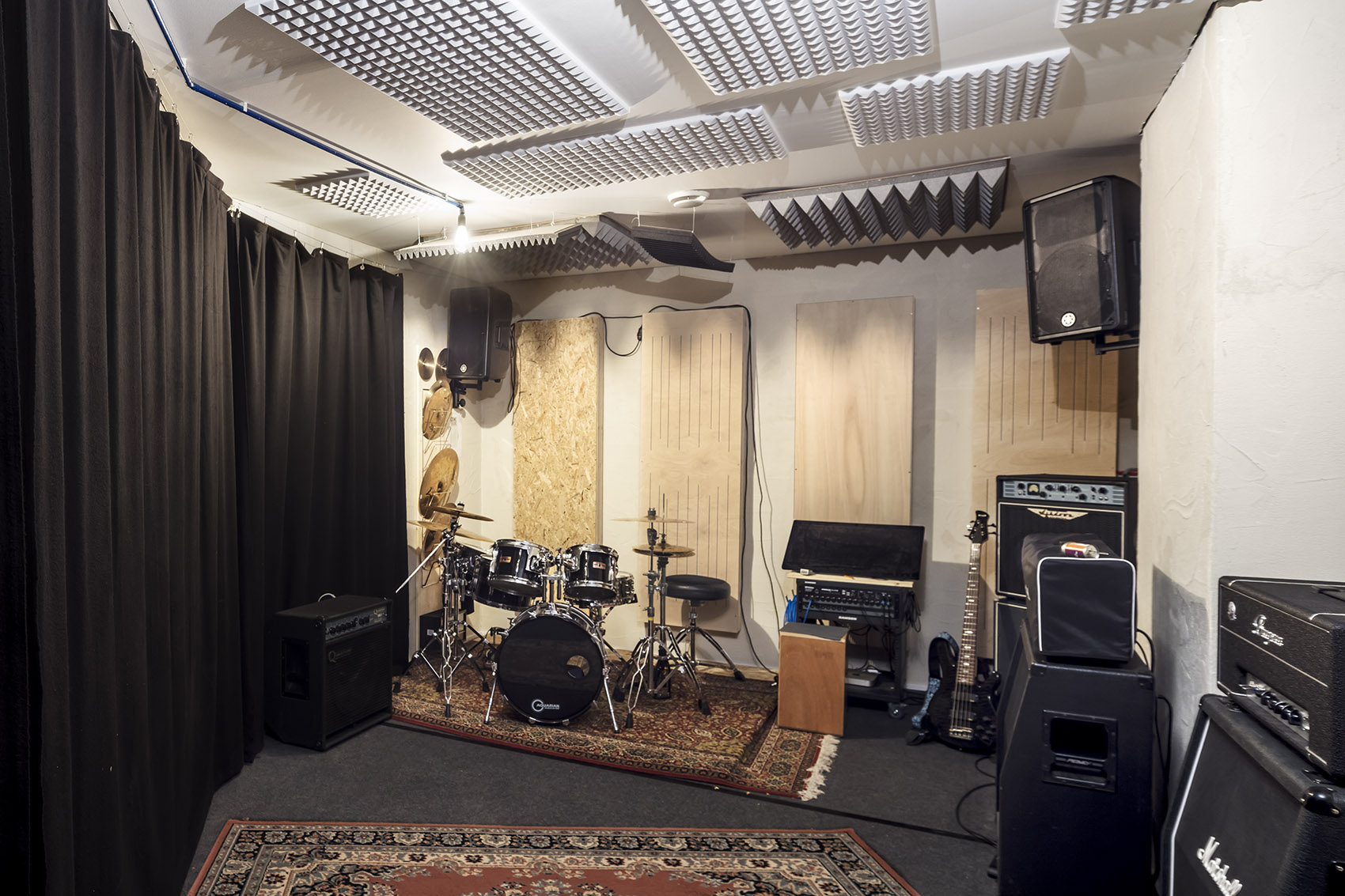 musikhaus switzerland by focketyn del rio studio