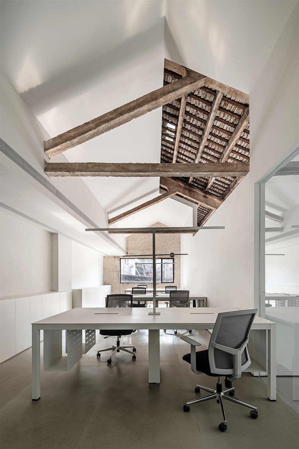 GABO GALLERY LEW ASSOCIATES