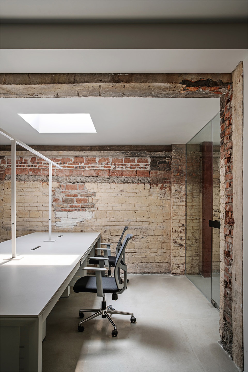 GABO GALLERY LEW ASSOCIATES