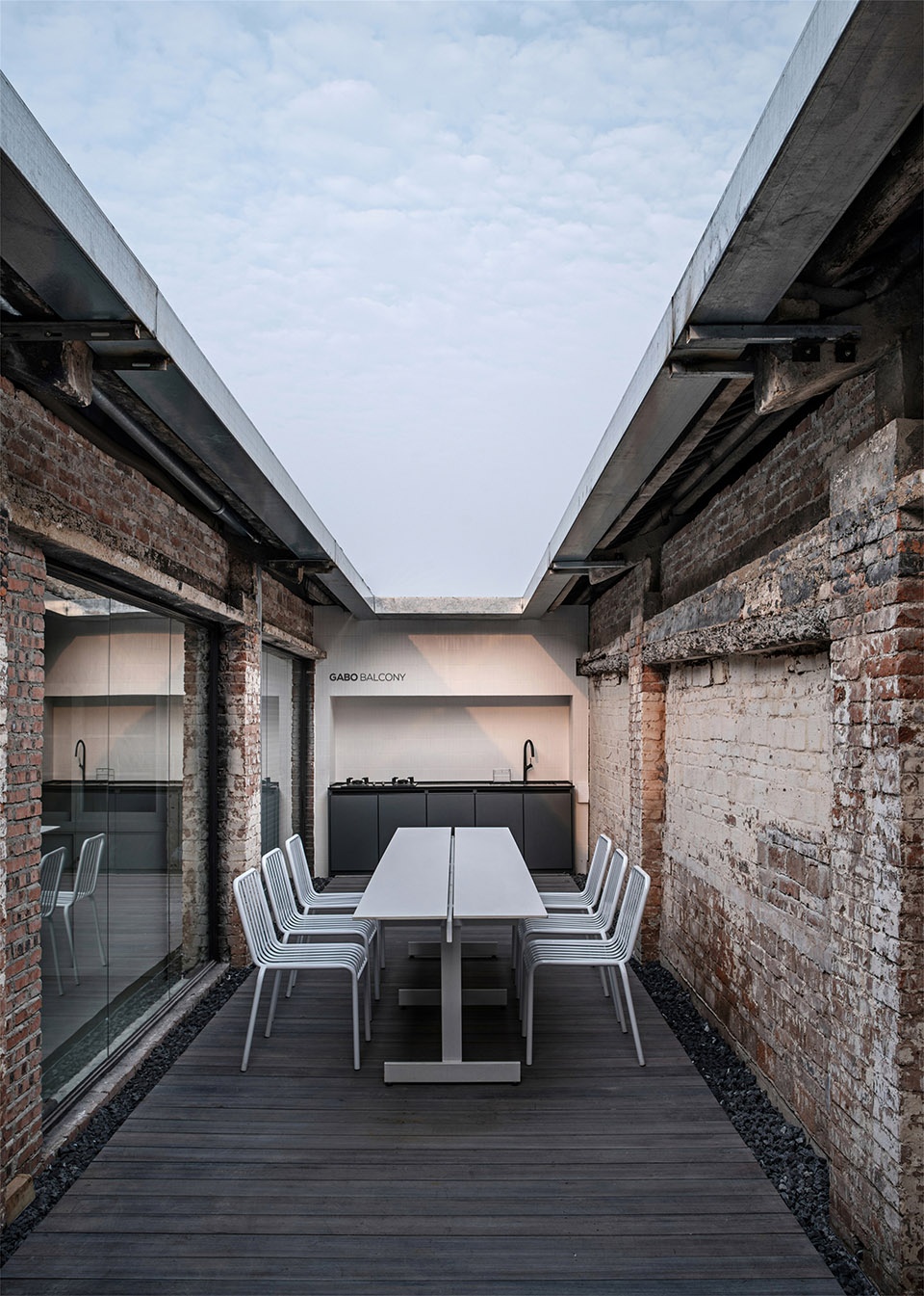GABO GALLERY LEW ASSOCIATES