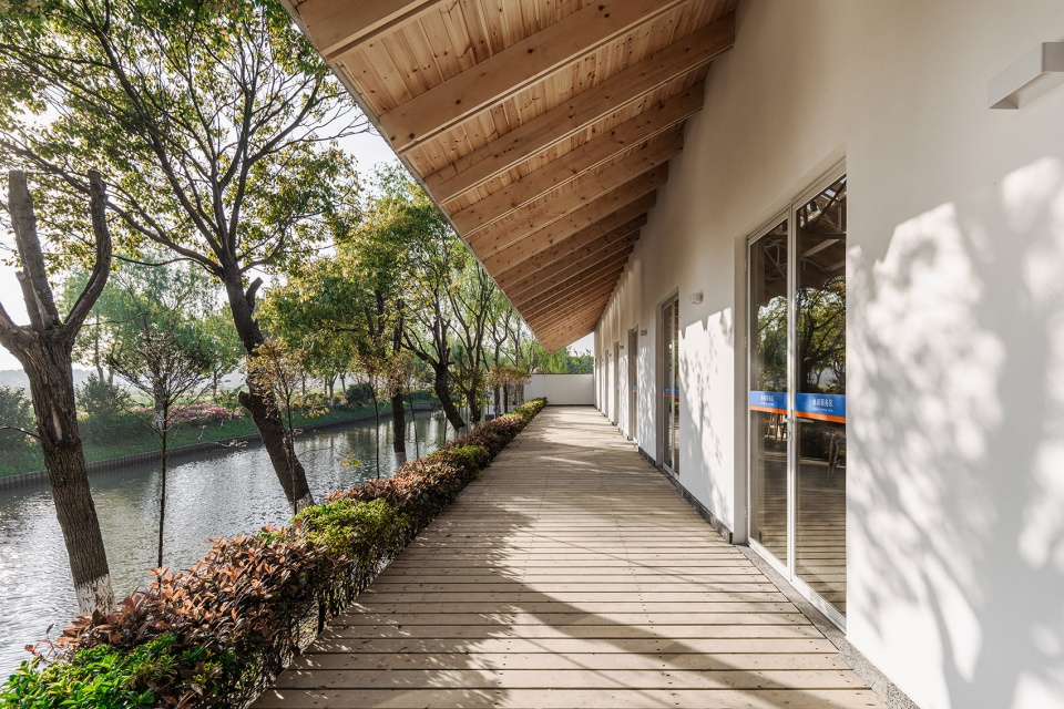 Tourist Centre of Zhangma Village Atelier Z