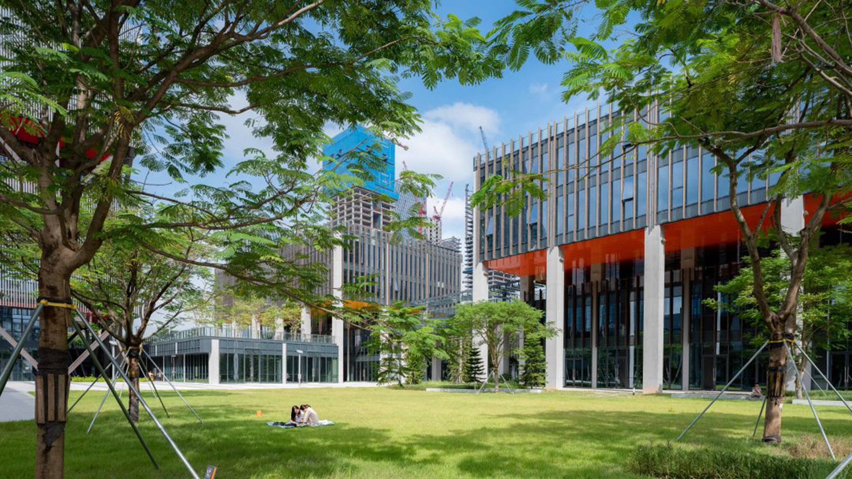North Zone of Qianhai Shenzhen Hong Kong Youth Innovation and Entrepreneur Hub in Shenzhen by L A Design Group