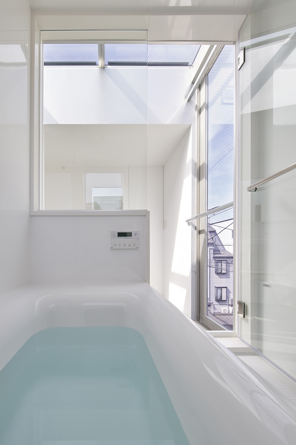scenery scooping house by not architects studio