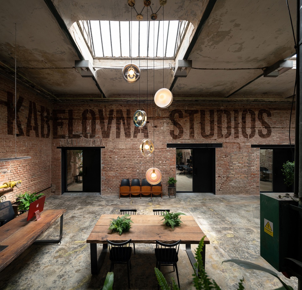 kabelovna studios by b 2 architecture