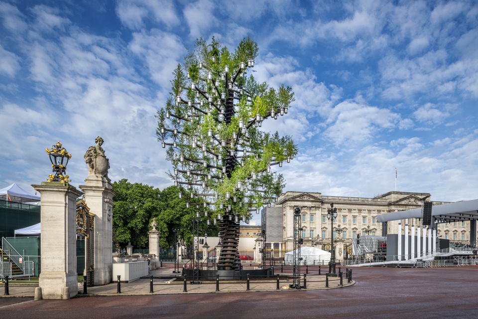 tree of trees by heatherwick studio