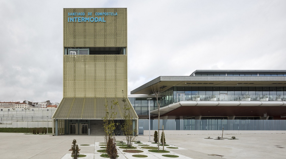 bus station integrated in the santiago de compostela intermodal station by idom