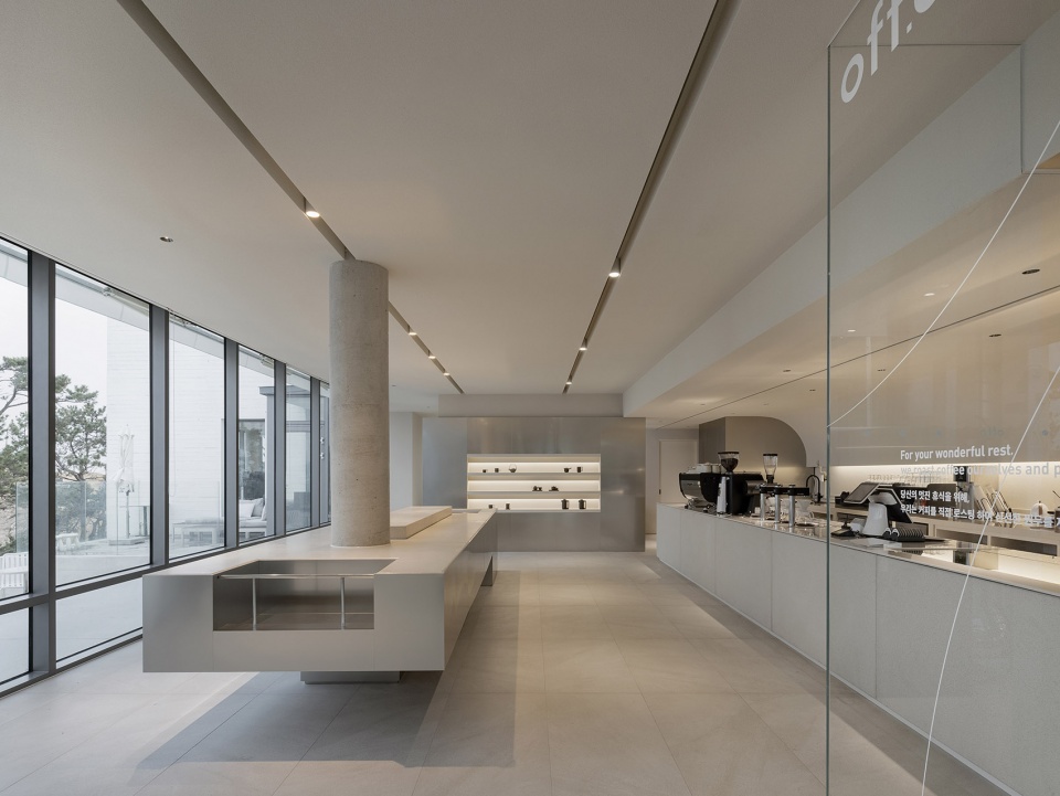 off o cafe by mttb