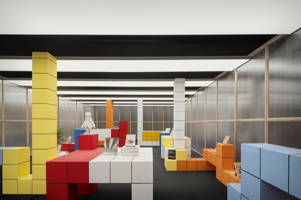 Bloom Bookstore China by Spring Design Office