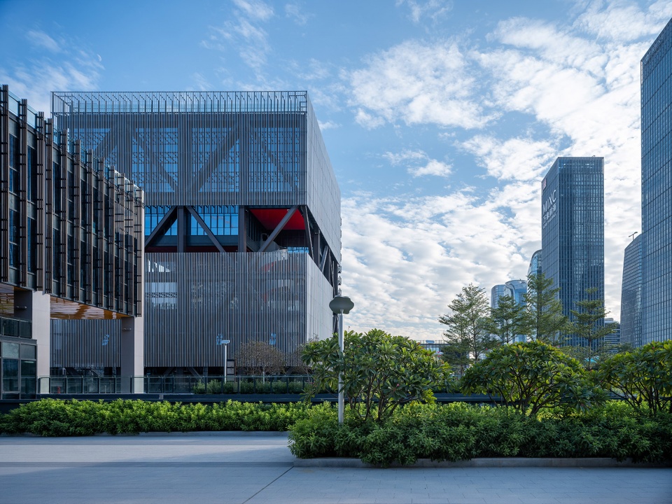 North Zone of Qianhai Shenzhen Hong Kong Youth Innovation and Entrepreneur Hub in Shenzhen by L A Design Group
