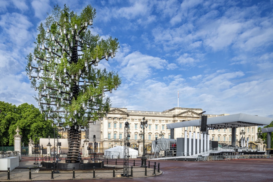 tree of trees by heatherwick studio