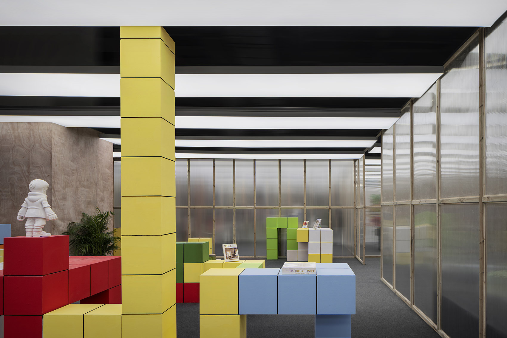 Bloom Bookstore, China by Spring Design Office 谷德设计网