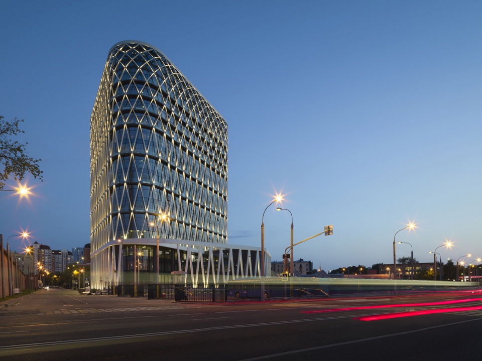 Zemelny Office Building by UNK