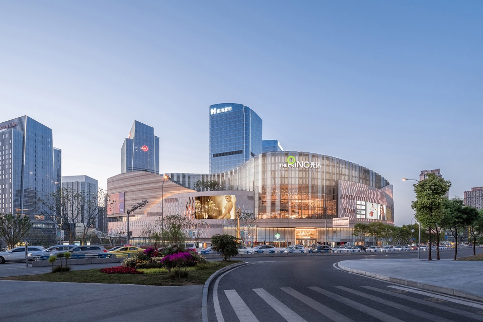Hongkong Lands Yorkville PH Alpha Design