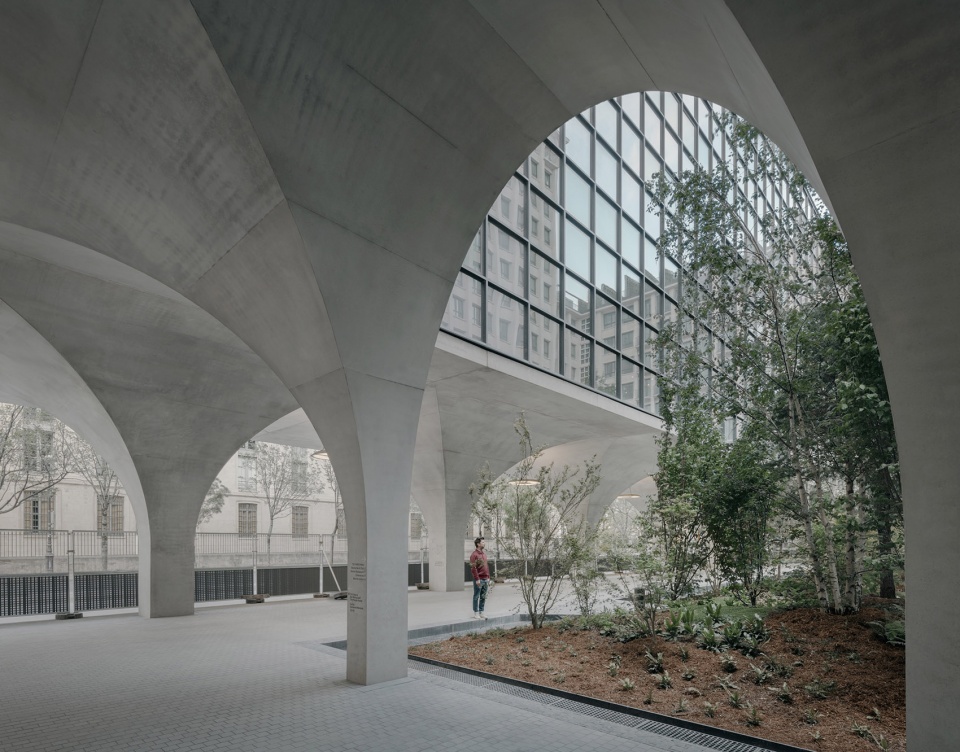 Morland Mixit Capitale Paris by David Chipperfield Architects Berlin Calq Architecture