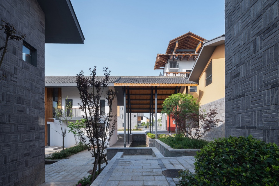 mi luo cityduan wu communityvillager relocating project by zaozuo architecture studio