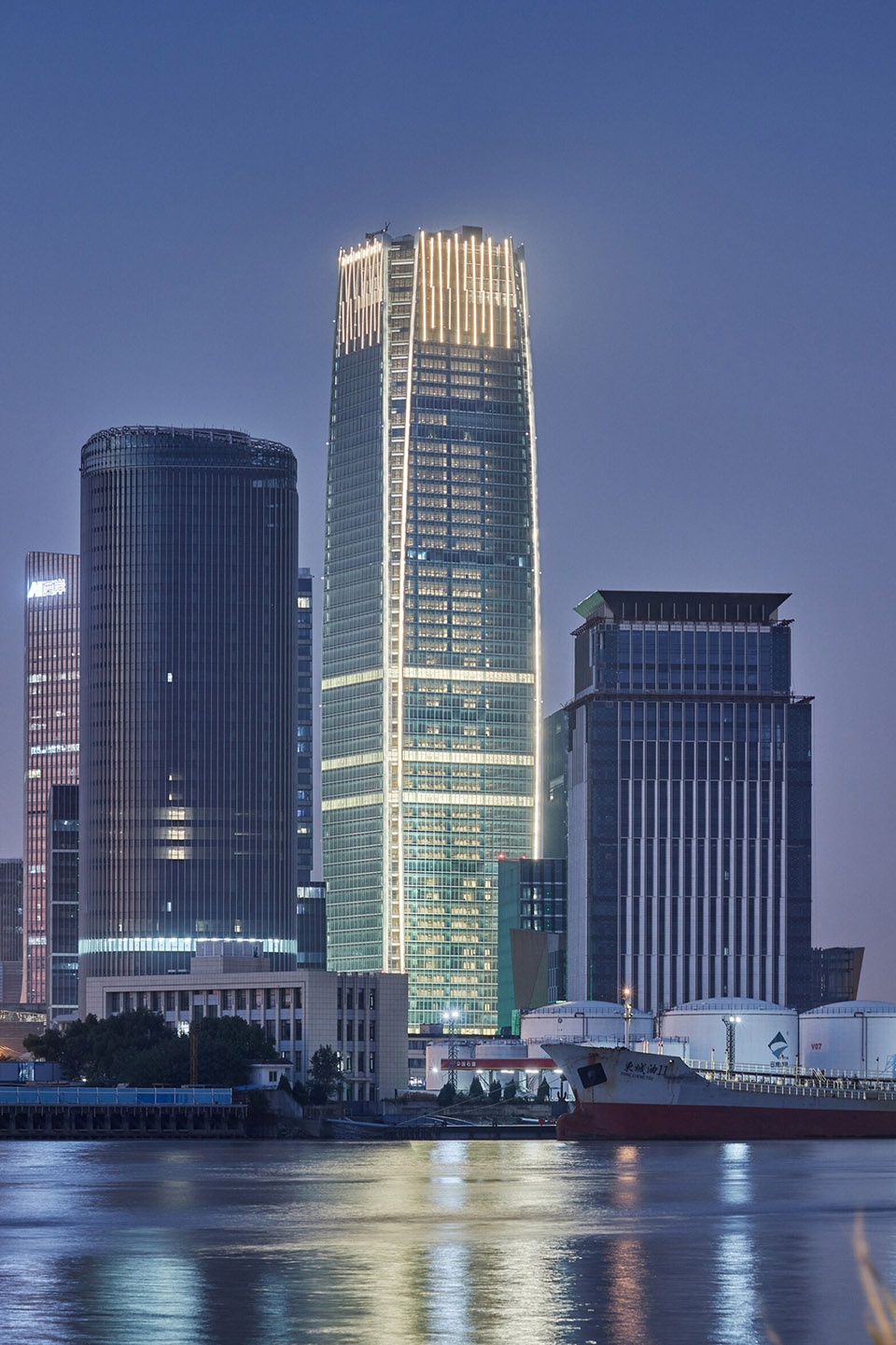 Structure analysis of Lumina Shanghai China by ARUP