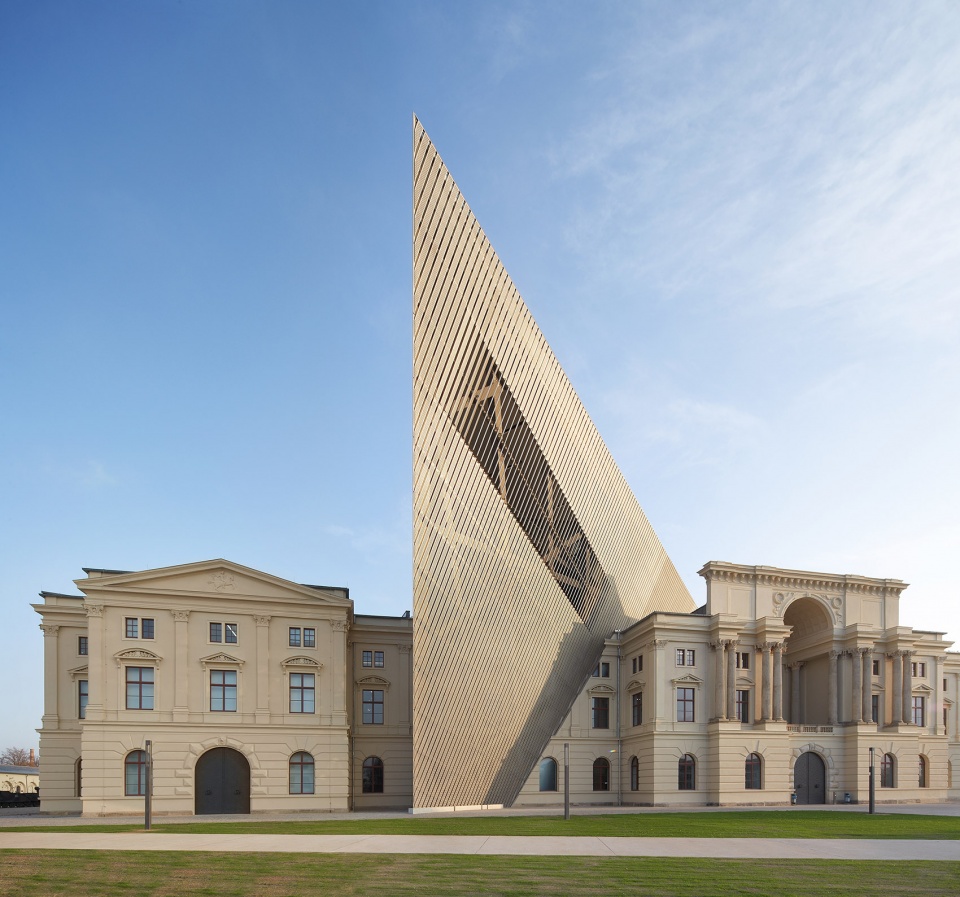 dresden museum of military history by studio libeskind