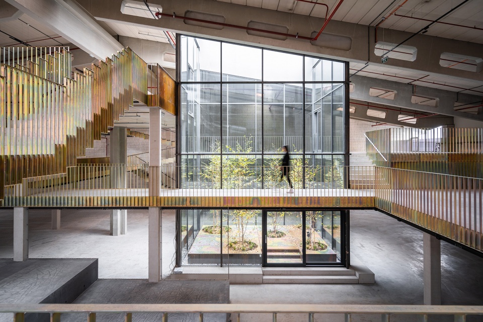 handelszentrum 16 by smartvoll architekten