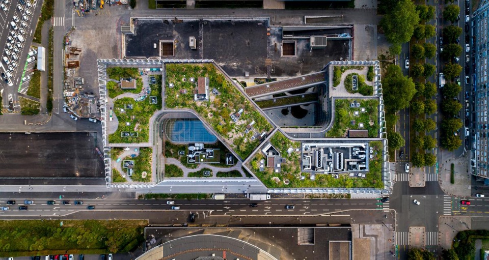iotope building in lille france by henning larsen