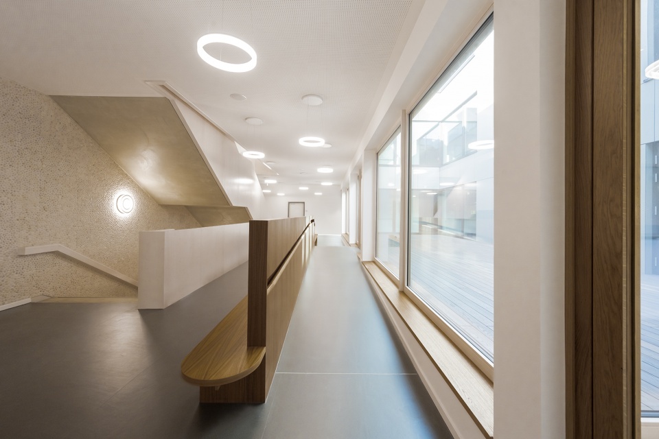 inclusive school centre by sehw architektur