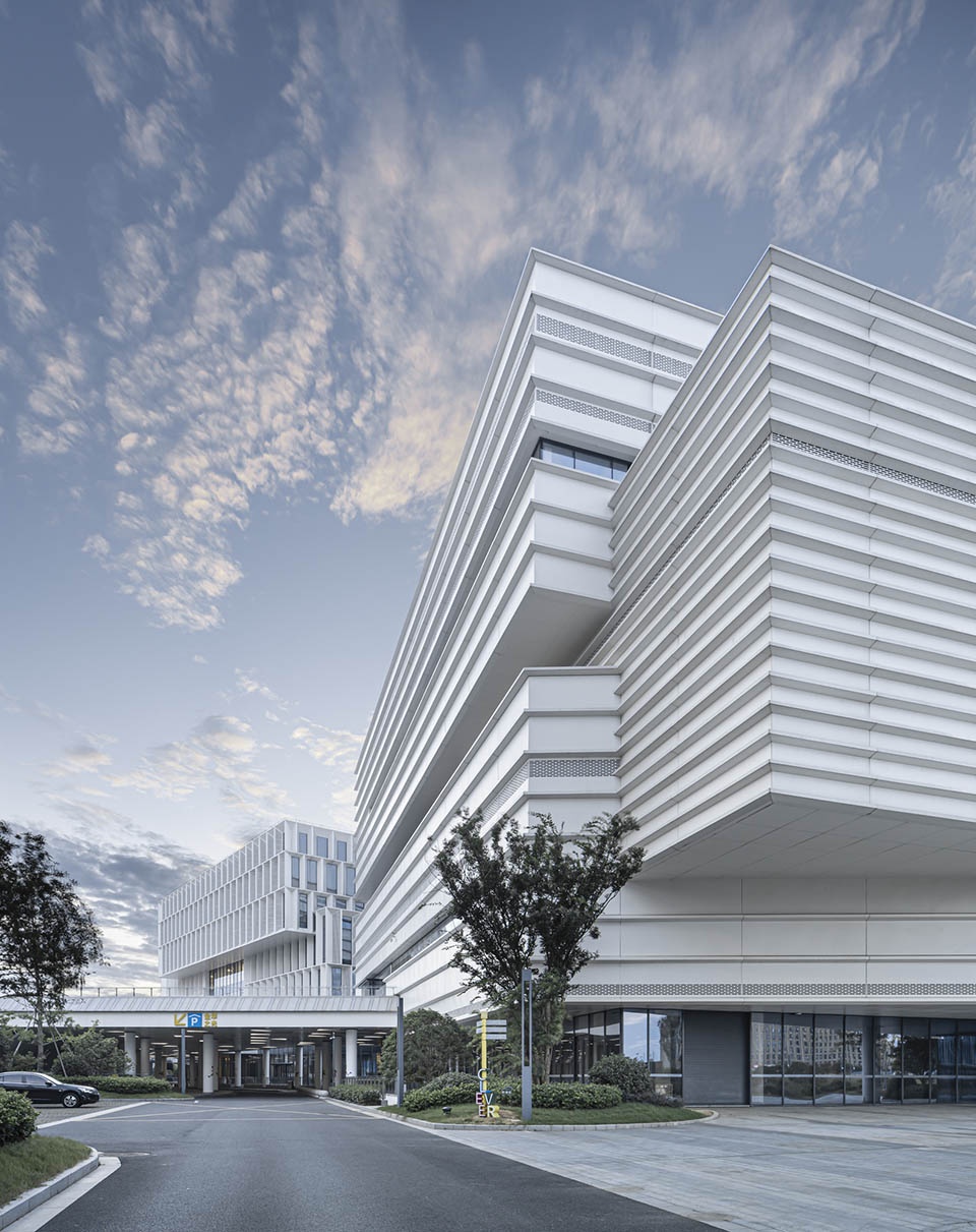 jinhua light cultural plaza china by ddb architects shanghai zhejiang province institute of architectural design and research