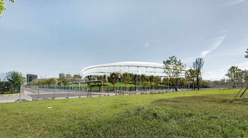 Dongxihu Sports Center by CITIC DESIGN