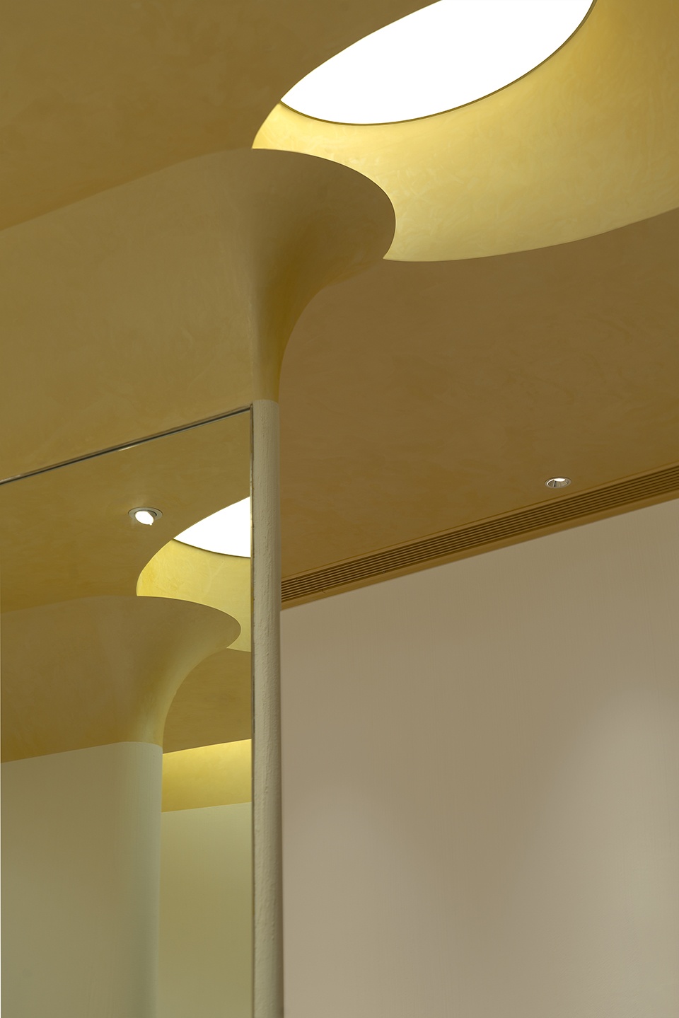 kanin konge shop shanghai by tensatelier