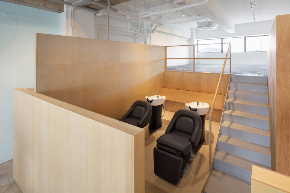 Laughter Hair Salon by SIDES CORE