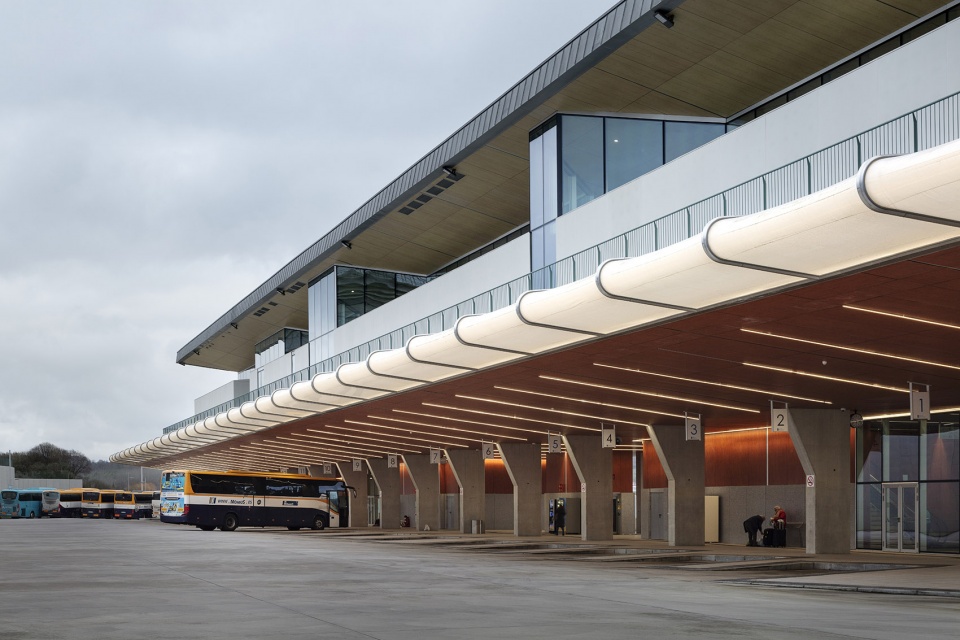 bus station integrated in the santiago de compostela intermodal station by idom