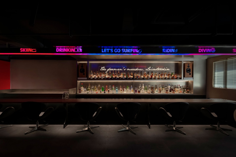 guts bar china by zuomodesign