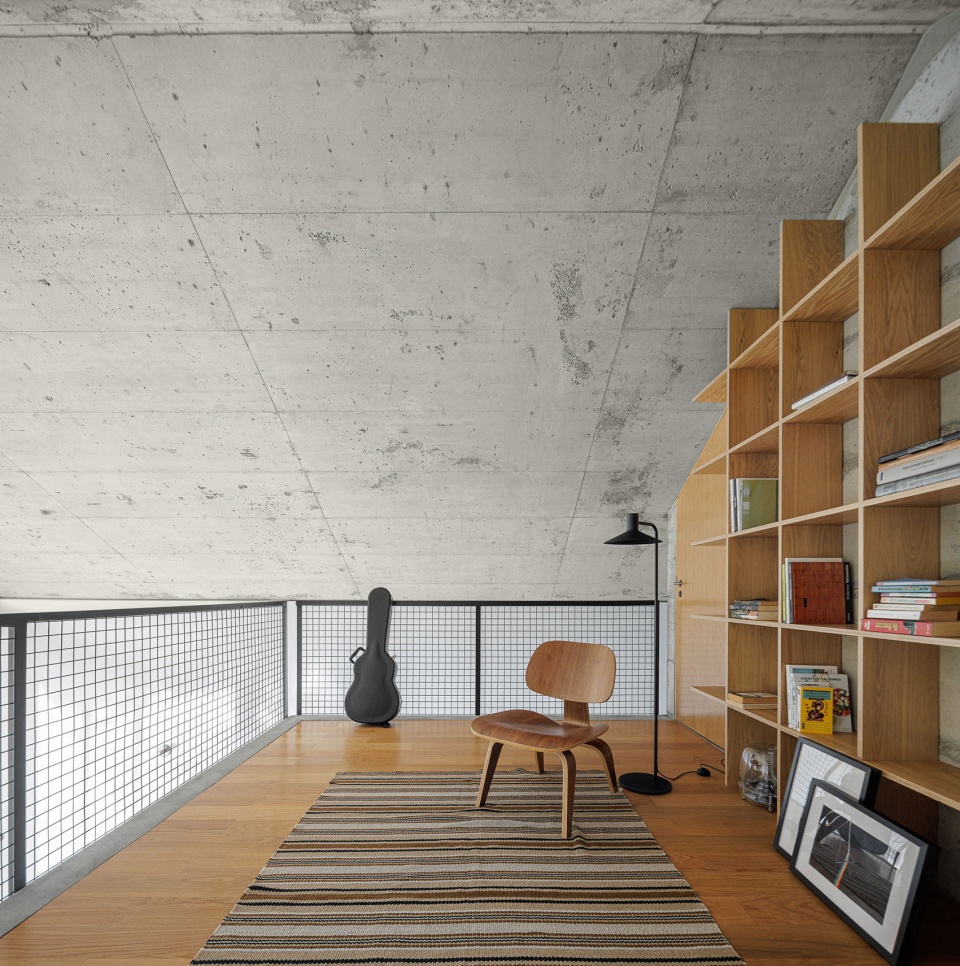 House NaMora by Filipe Pina David Bilo