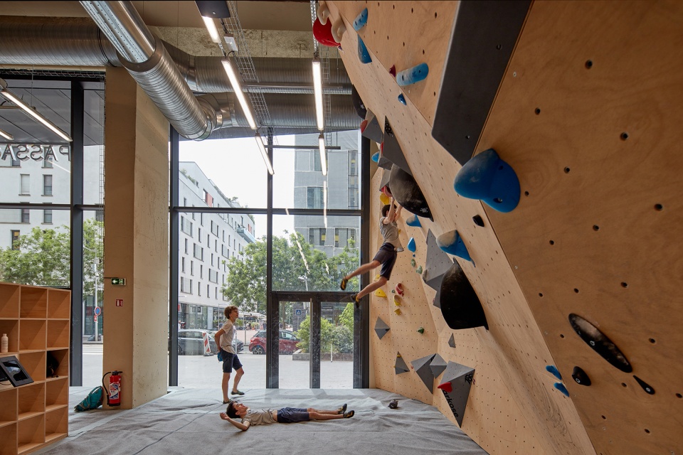restructuring of the vieux pont de sevres public passageways and climbing complex by atelier du pont