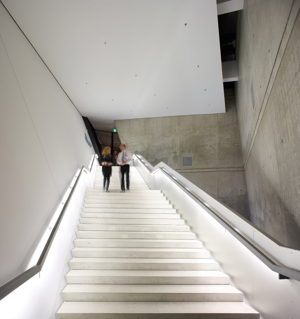 dresden museum of military history by studio libeskind